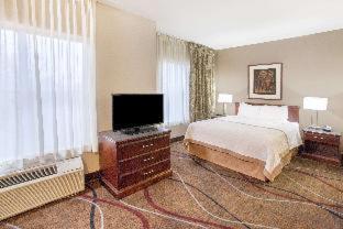 Hawthorn Extended Stay by Wyndham Bloomington - 3