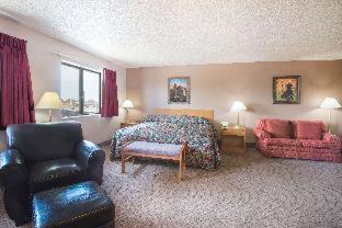 Super 8 by Wyndham Abilene KS - Abilene - 8