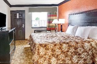 Days Inn by Wyndham Oklahoma City/Moore - 7