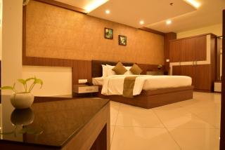 WHITE SUITE HOTEL - Kozhikode - 6