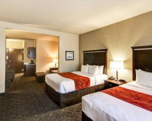 Comfort Suites Arlington - Entertainment District - 7