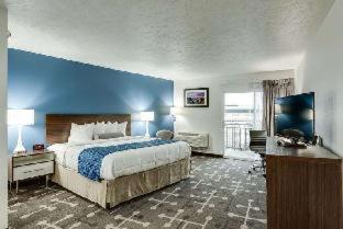 Baymont by Wyndham Spokane - Spokane - 8