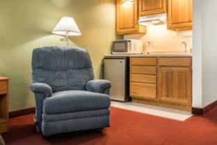Hudson Inn & Suites - Hudson - 2