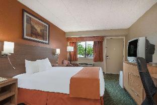 Days Inn by Wyndham Columbus Fairgrounds - Columbus - 2