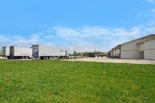 Americas Best Value Inn Decatur - 1
