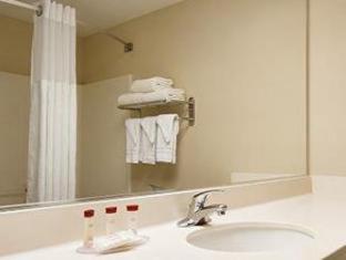 Ramada by Wyndham SeaTac Airport - SeaTac - 6