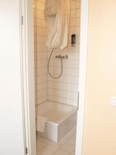 Happy Go Lucky Hotel + Hostel - Berlino - 8