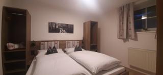 Gasthof Zum Wirt Ferienwohnung Hohenbogenblick - 1