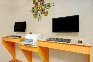 Super 8 by Wyndham Independence Kansas City - Independence - 6