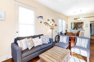 Castaway Cottage - Galveston - 9