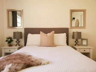 Stylish & Newly-Renovated Suites near Las Olas - Fort Lauderdale - 1