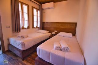 Boutique Hotel Praga - Gjirokastër - 1