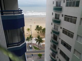 Apartamento na Praia Grande Guilhermina - 1