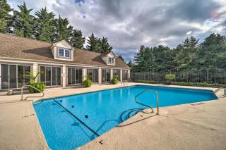 Resort Retreat with Pool and Impressive Golf Vistas! - 8