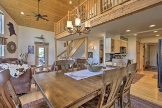 Grand Granby Retreat with Deck, Bar and Mountain Views - Granby - 4