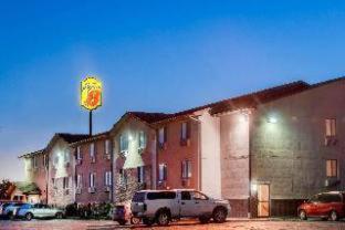 Super 8 by Wyndham Abilene KS - Abilene - 4