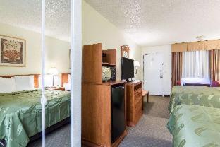 Quality Inn & Suites of Alma - Northeast from Fort Smith - Alma - 3