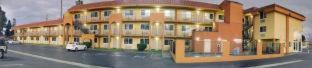 Super 8 by Wyndham Cypress Buena Park Area - Cypress - 4