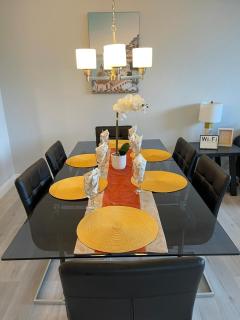 Grand Executive 3BR Condo Apartment near Disney Parks - Kissimmee - 2