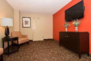 HomeStay Suites - 2