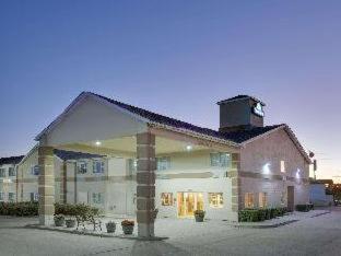Days Inn by Wyndham Mesquite Rodeo TX - Mesquite - 3