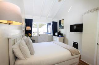 Lamp Lighter Inn and Sunset Suites - 5