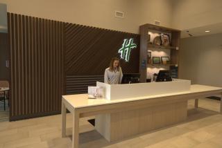 Holiday Inn & Suites - Hopkinsville - Convention Ctr by IHG - Hopkinsville - 6