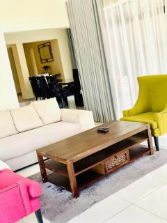 774Ways Holiday Home - Hartbeespoort - 5