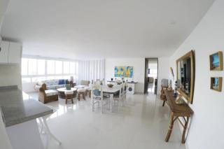 Hermoso y amplio apartamento con vista al mar - San Andrés - 0