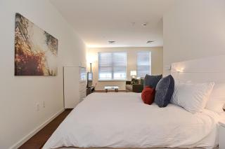 Global Luxury Suites East Boston - 2