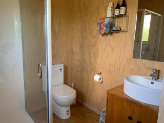Fallow Hut - Masterton - 5