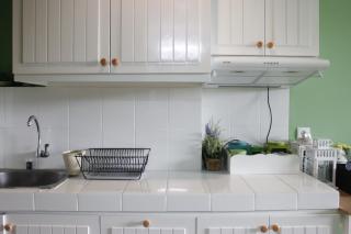 Stylish and Comfortable Studio at Beverly Dago Apartment By Travelio - Bandung - 6