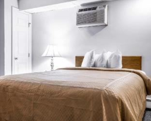 Classic Inn - 4