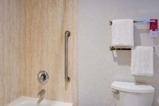 Bend Inn & Suites - 1