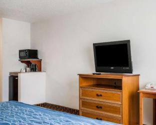 Comfort Inn & Suites Sikeston I-55 - Sikeston - 2