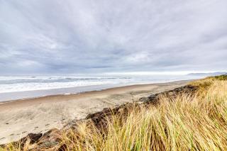 Breakers Cottage - Rockaway Beach - 6