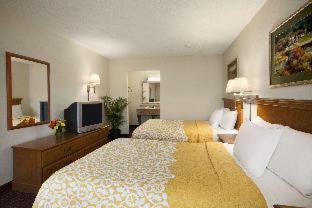 Days Inn by Wyndham WestEnd Alexandria,VA Washington DC Area - Alexandria - 9