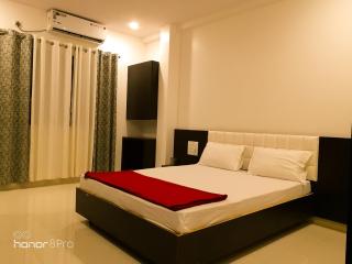 Hotel Neem Tree - Shirdi - 1