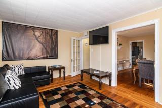 915CountyLineRoad Luxury Mainline Train Colleges - Bryn Mawr - 6