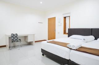 wisma delapan Mitra RedDoorz - Jakarta - 8