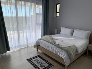 Romansbaai at 402 - with solar power - Gansbaai - 3