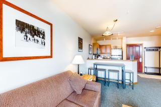 Zephyr Mountain Ski-In Ski-Out Condo - 4