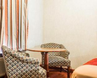 Econo Lodge Inn & Suites Matthews - Charlotte - Matthews - 8