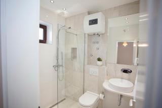 Villa Makarana Apartments - Makarska (Macarsca) - 1