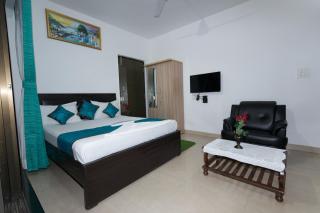 Aristo Serviced Apartment near Kokilaben Dhirubai Ambani Hospital for Family Only - Mumbai - 6