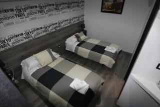 Hostal MH Fuencarral - Madrid - 1