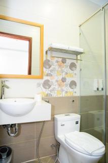 Silk Hotel near Tan Son Nhat Airport - Ho Chi Minh - 2