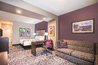 La Quinta Inn & Suites by Wyndham Clifton Park Saratoga Area 1749 Route 9 - Clifton Park - 6