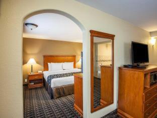 Clarion Inn Renton-Seattle - Renton - 3