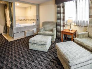 Clarion Inn Renton-Seattle - 1